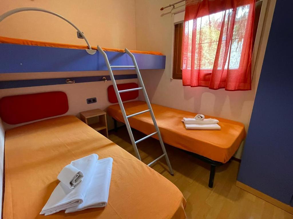 Camping I Melograni Марина-ди-Биббона Экстерьер фото